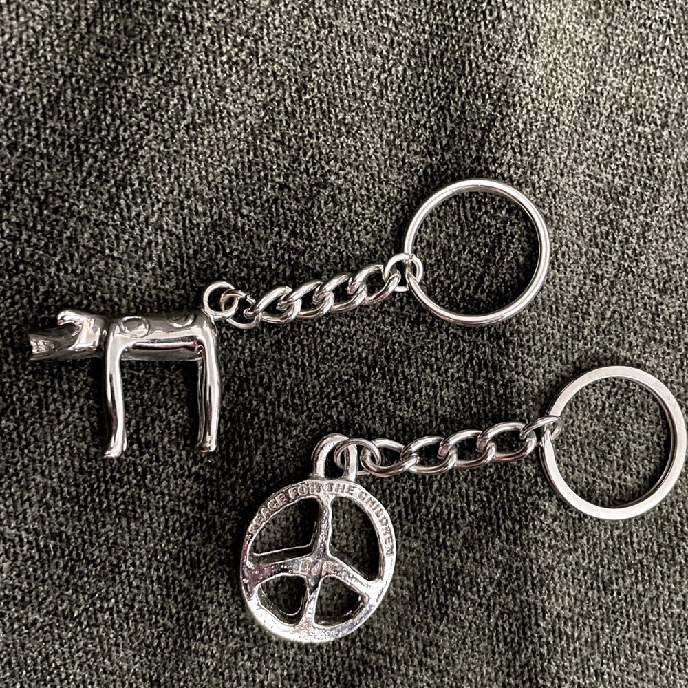 Donald J Pliner keychains